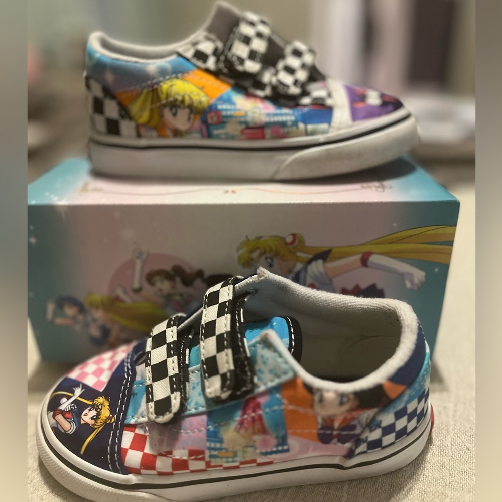 Sailor moon vans size 9 toddler
